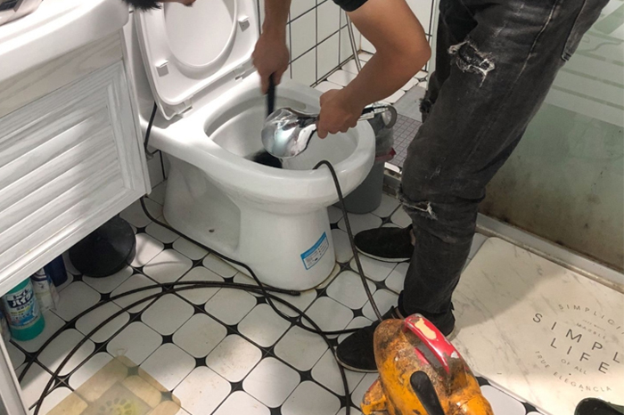 三都镇疏通下水道